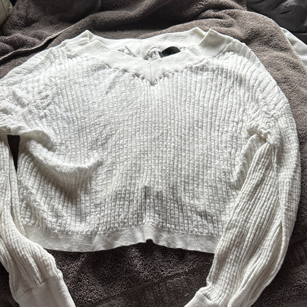 Lumiere White Textured Sweatshirt